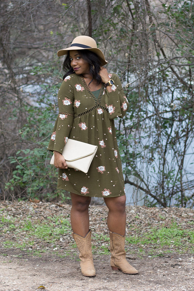 floral-bell-sleeve-dress-cowboy-boots-9