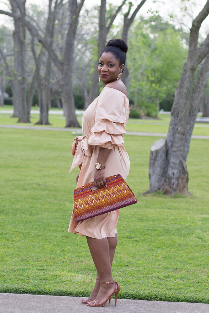 statement-sleeve-zara-dress-warm-neutrals-10