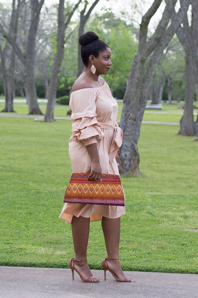 statement-sleeve-zara-dress-warm-neutrals-11