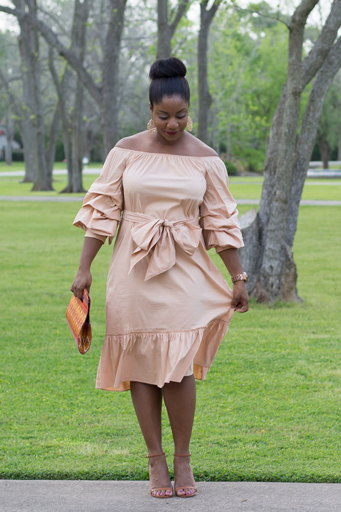statement-sleeve-zara-dress-warm-neutrals-5